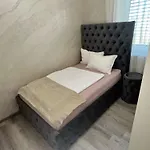 Moste - Modern With Pool, Ev Station & Free Parking ليوبليانا