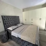 Moste - Modern With Pool, Ev Station & Free Parking アパート *