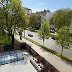 Lägenhet Moste - Modern With Pool, Ev Station & Free Parking