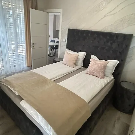 Villa Moste Ljubljana - Modern Apartments With Pool, Ev Station & Free Parking Lublana