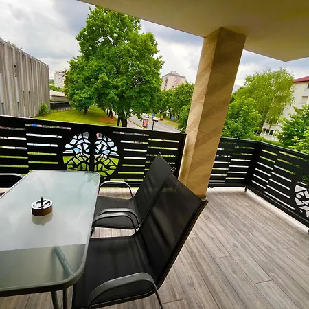 Апартаменти Villa Moste Ljubljana - Modern Apartments With Pool, Ev Station & Free Parking *