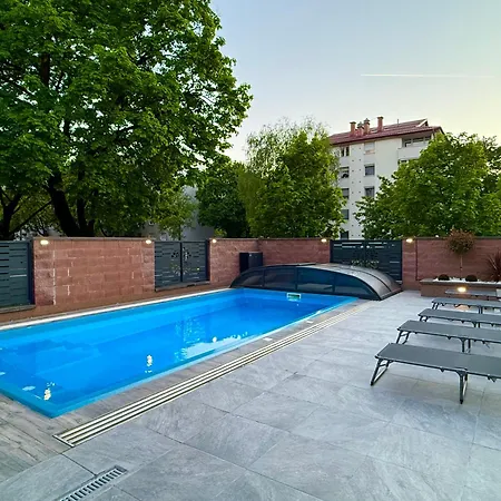 Appartement Moste - Modern With Pool, Ev Station & Free Parking