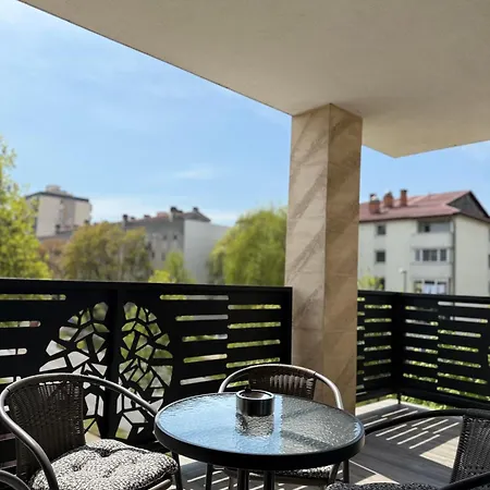 Moste - Modern With Pool, Ev Station & Free Parking Apartament