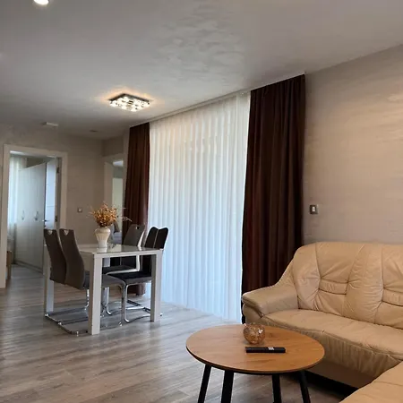 Moste - Modern With Pool, Ev Station & Free Parking Appartement *