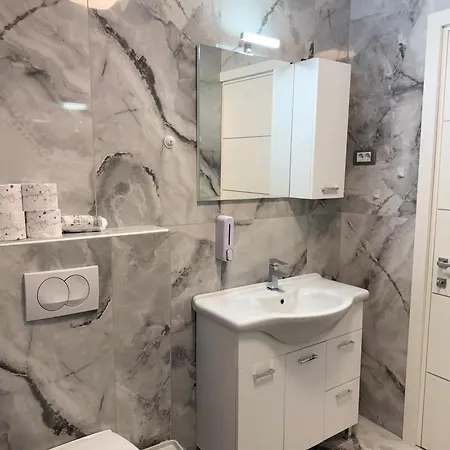 Moste - Modern With Pool, Ev Station & Free Parking Daire *