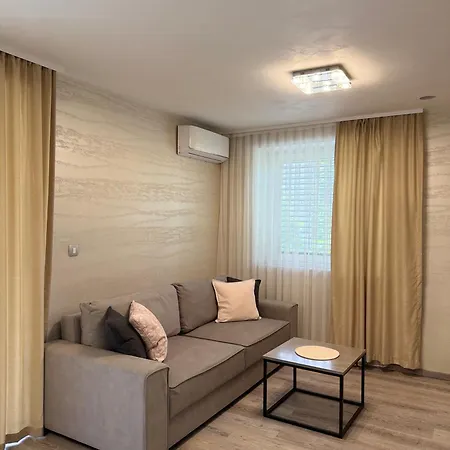 Moste - Modern With Pool, Ev Station & Free Parking Daire