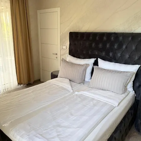 Moste - Modern With Pool, Ev Station & Free Parking Daire *