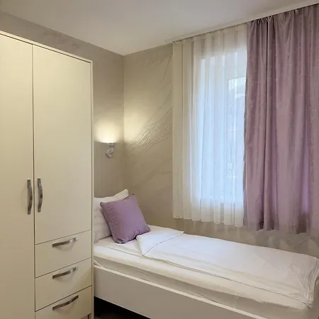 Moste - Modern With Pool, Ev Station & Free Parking Daire *