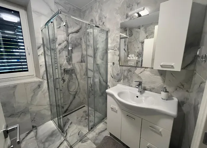 Apartament Moste - Modern With Pool, Ev Station & Free Parking Lublana