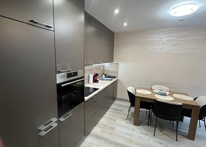 Moste - Modern With Pool, Ev Station & Free Parking Lublana