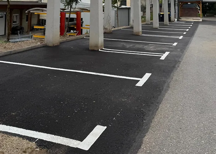 Moste - Modern With Pool, Ev Station & Free Parking Λιουμπλιάνα