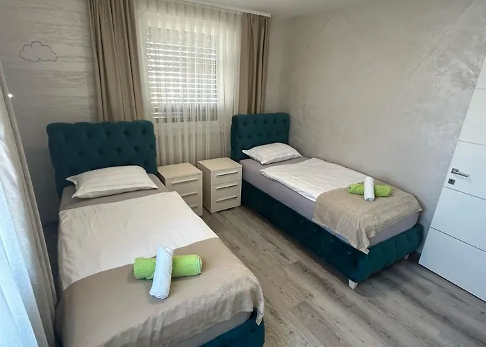 Moste - Modern With Pool, Ev Station & Free Parking Daire